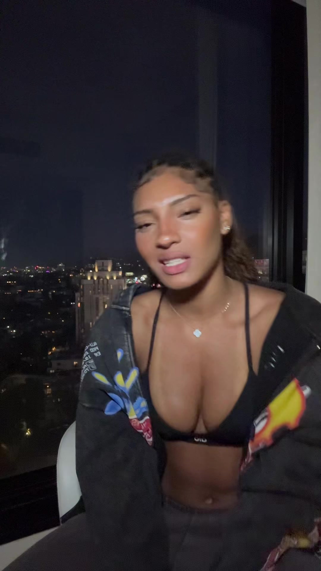 @mya
