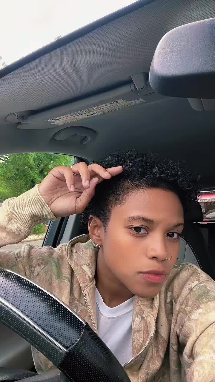 @Briana 🏳️🌈