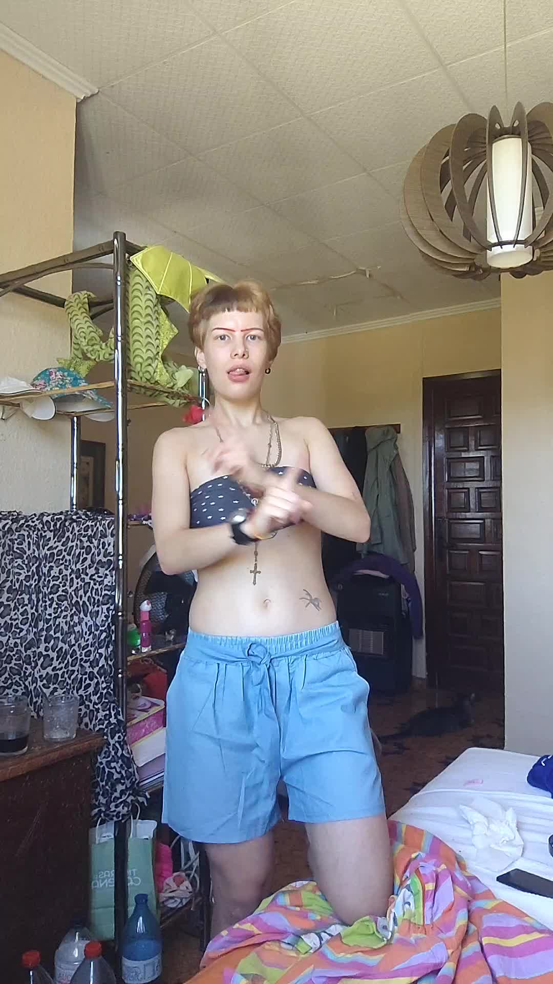 @DeeDee_Lila_Narcos