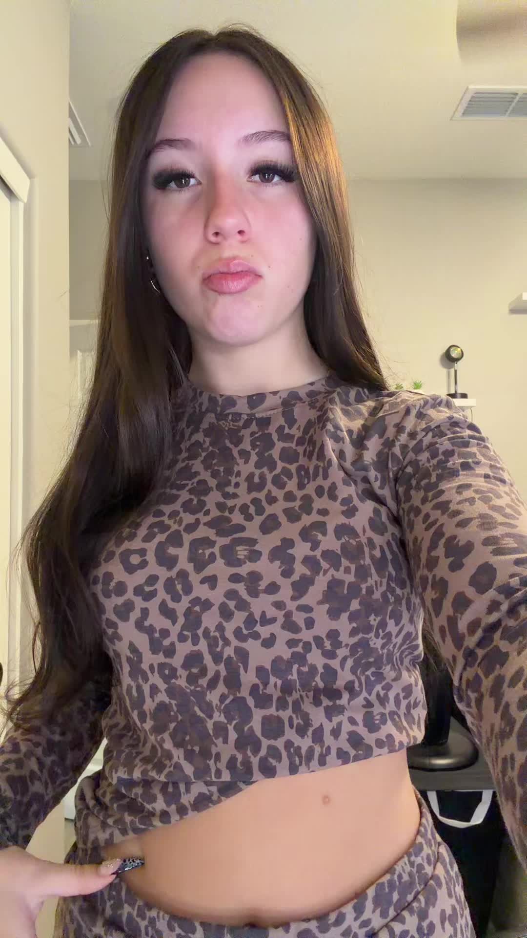 @kennabenna