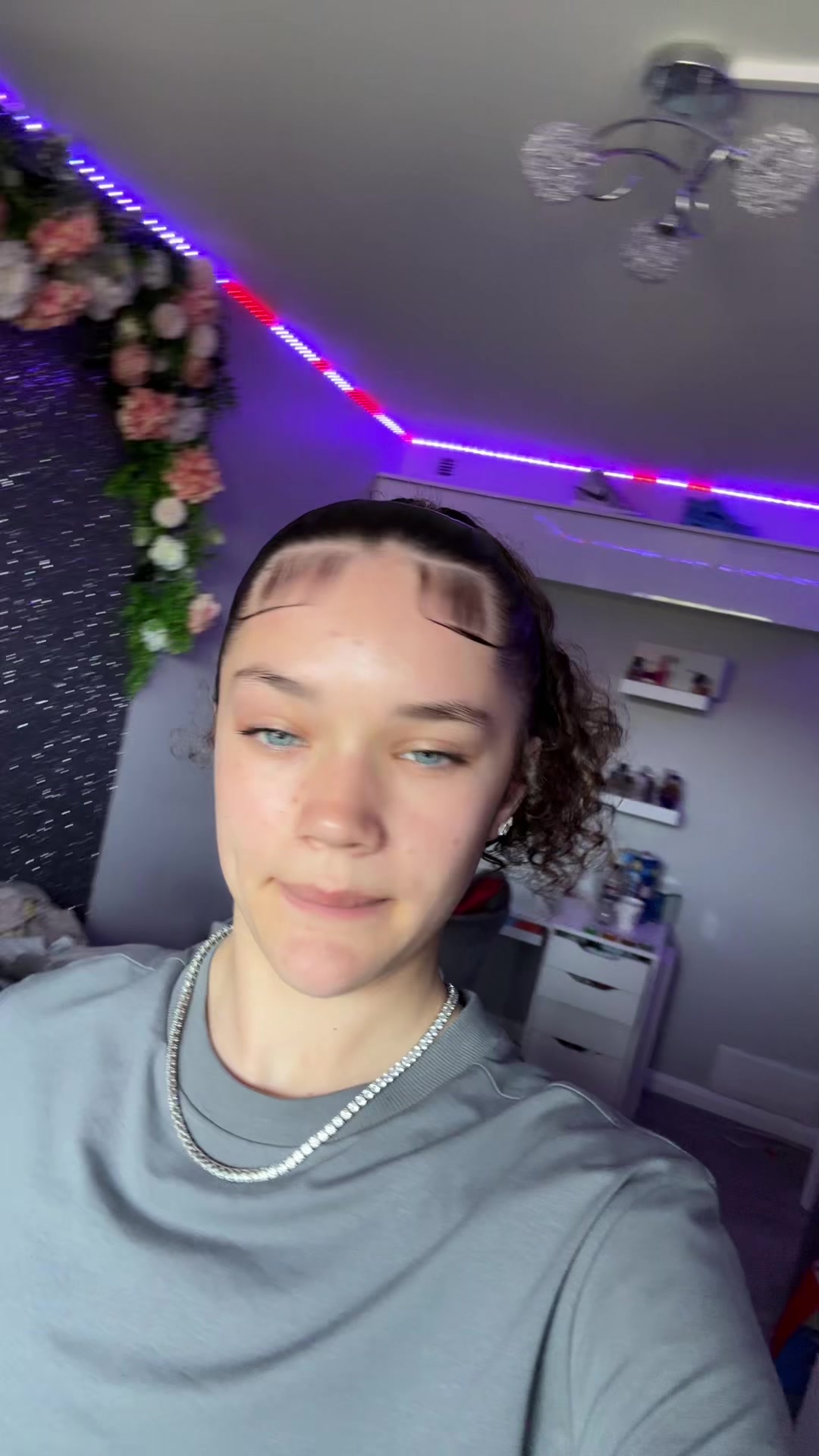 @n&iacute;cole💙🫧