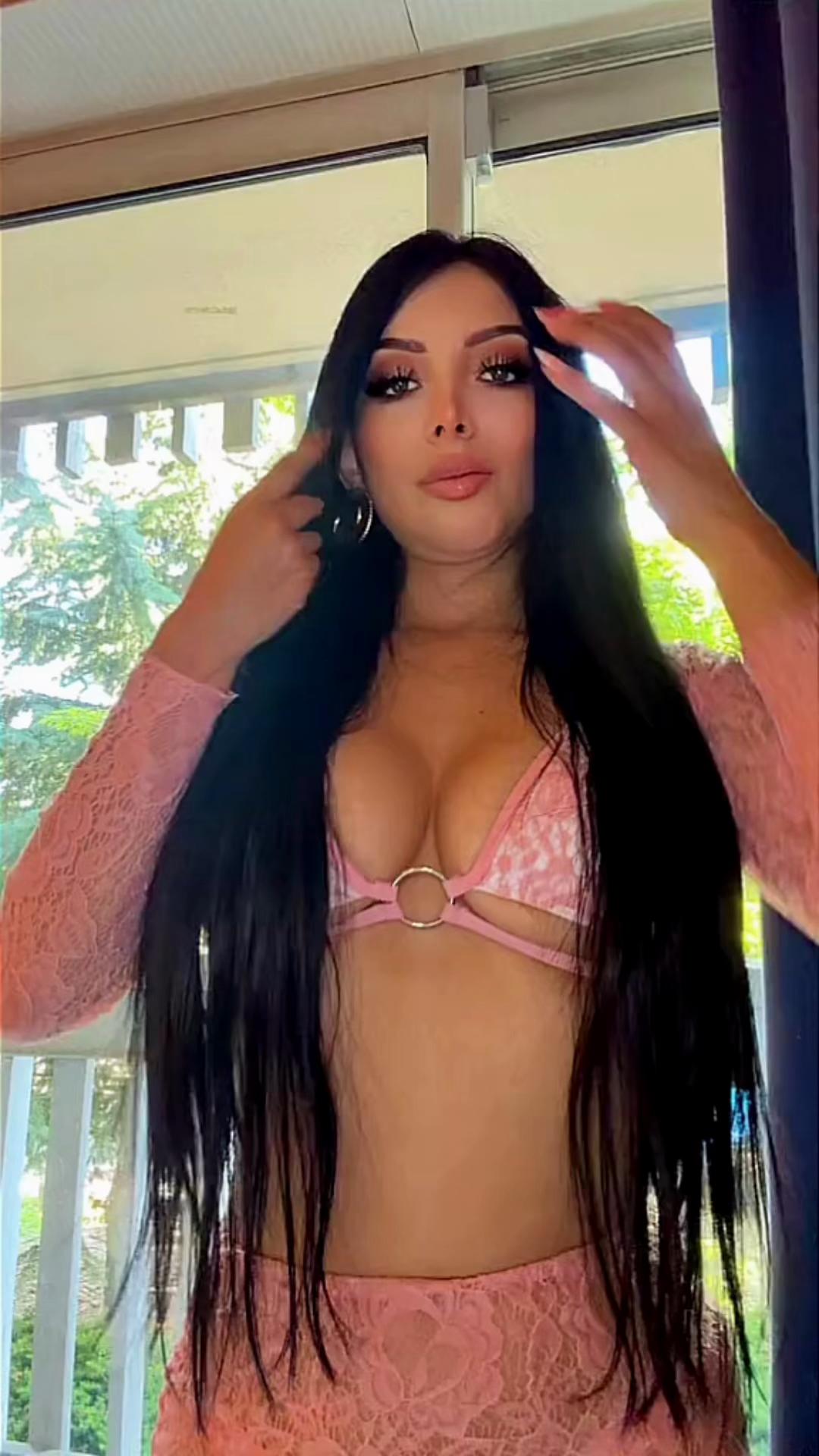 @Yuliana Valencia🌹