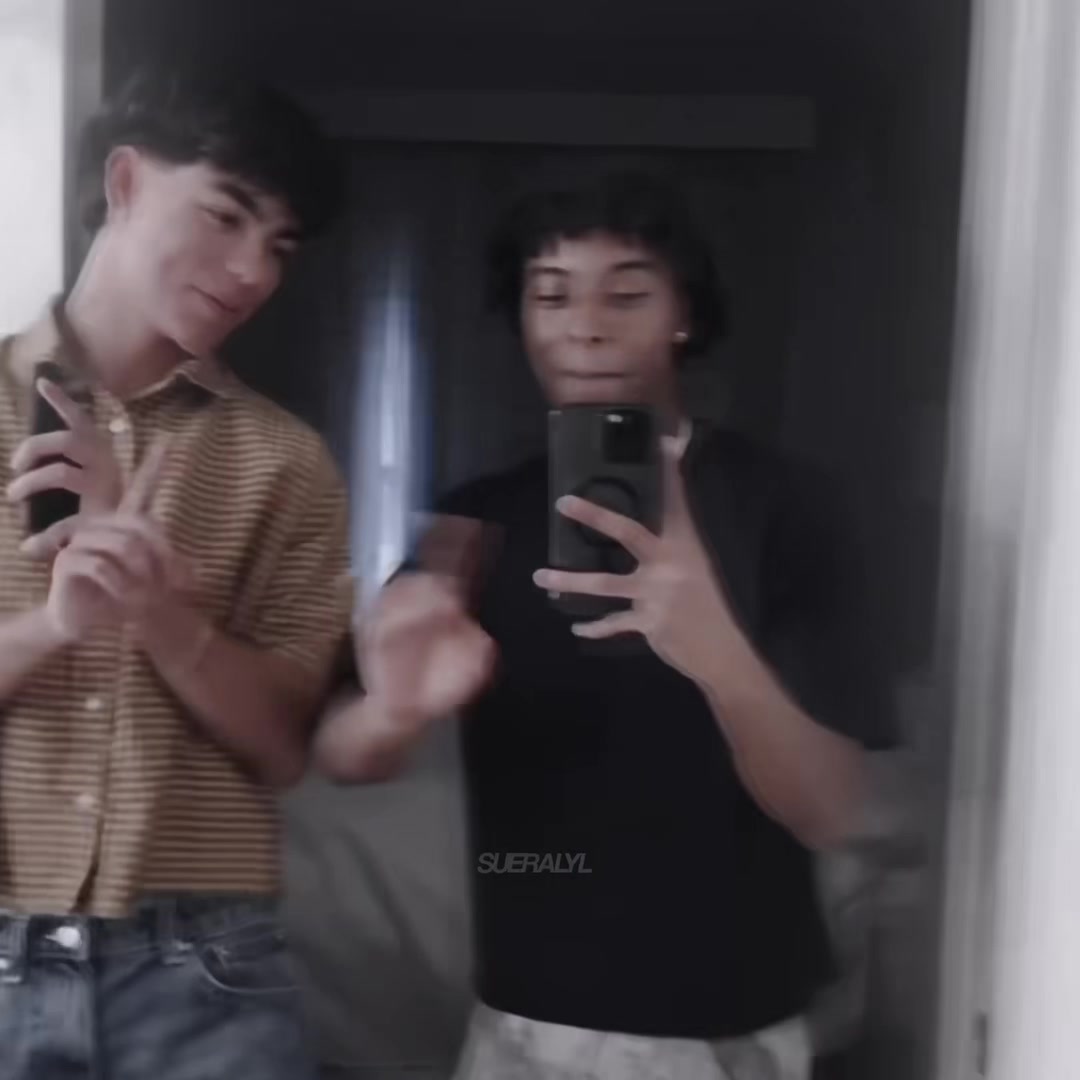 @𝙇𝙮𝙡⁷