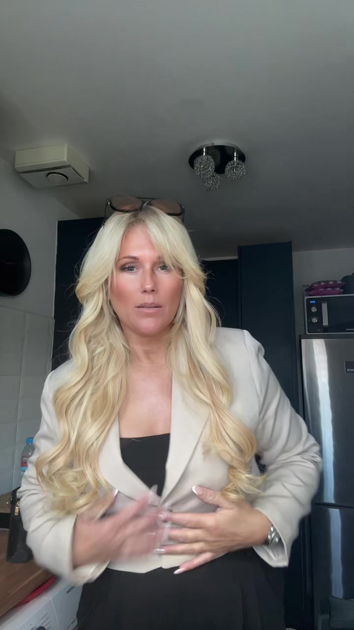 @Natalie Fox