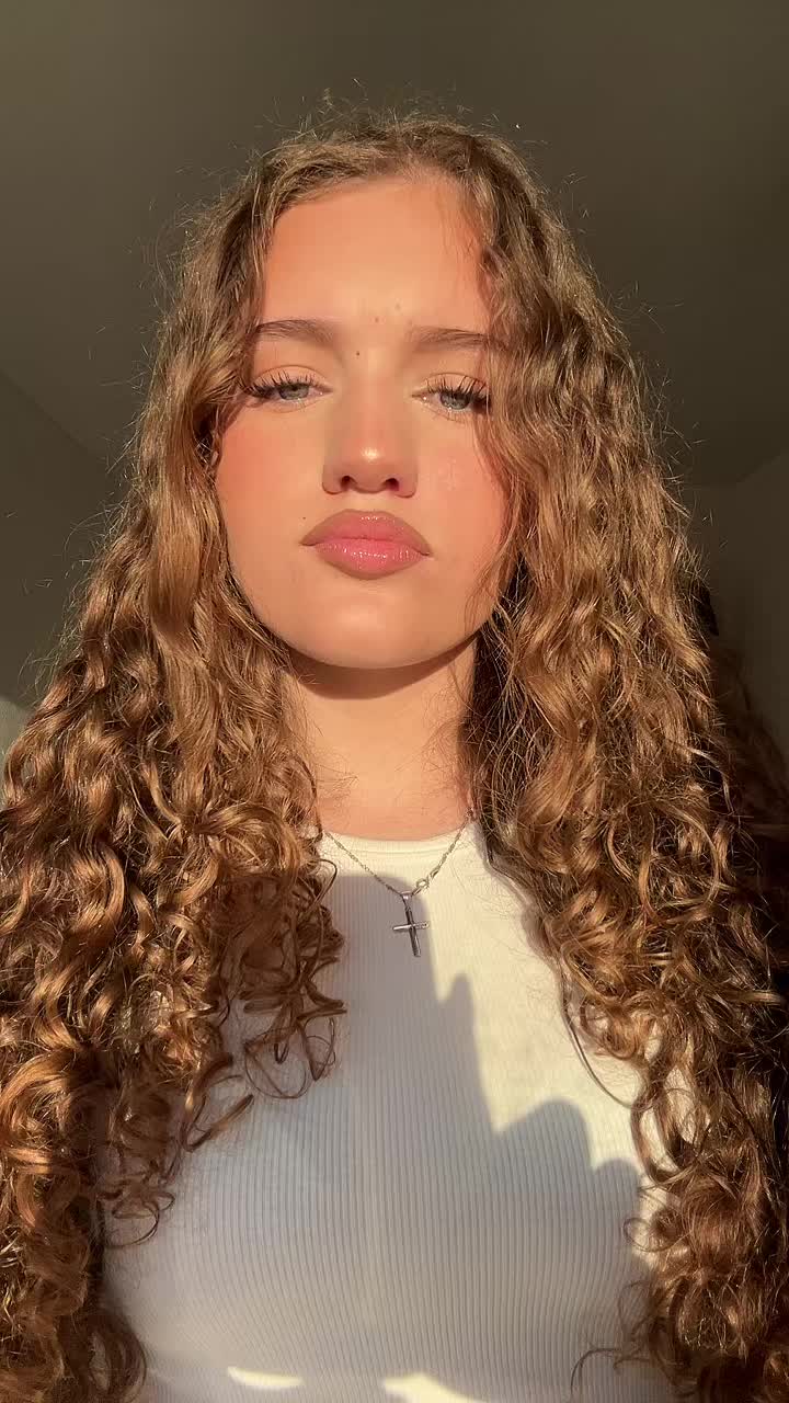 @️