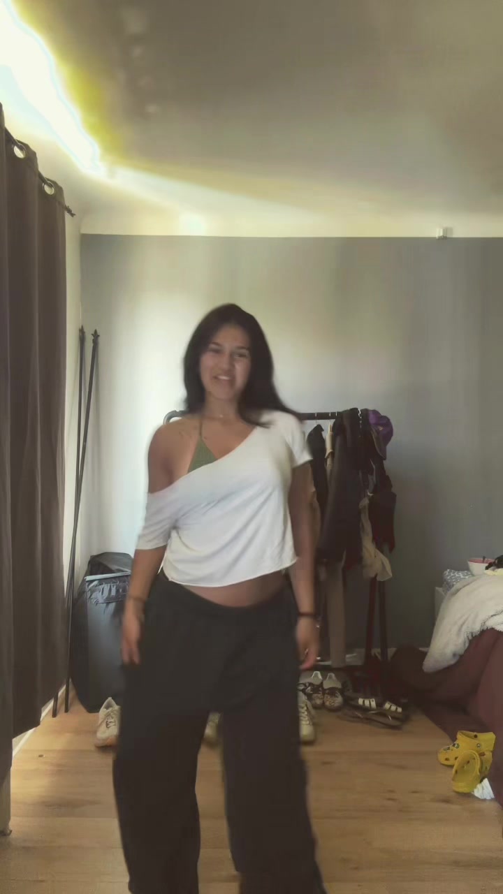 @LWꨄ