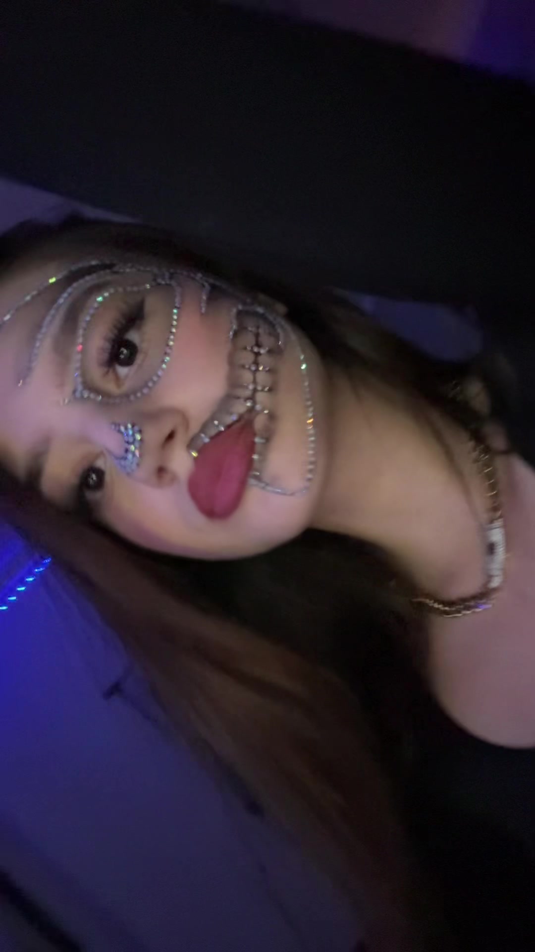 @Aryy👑💋