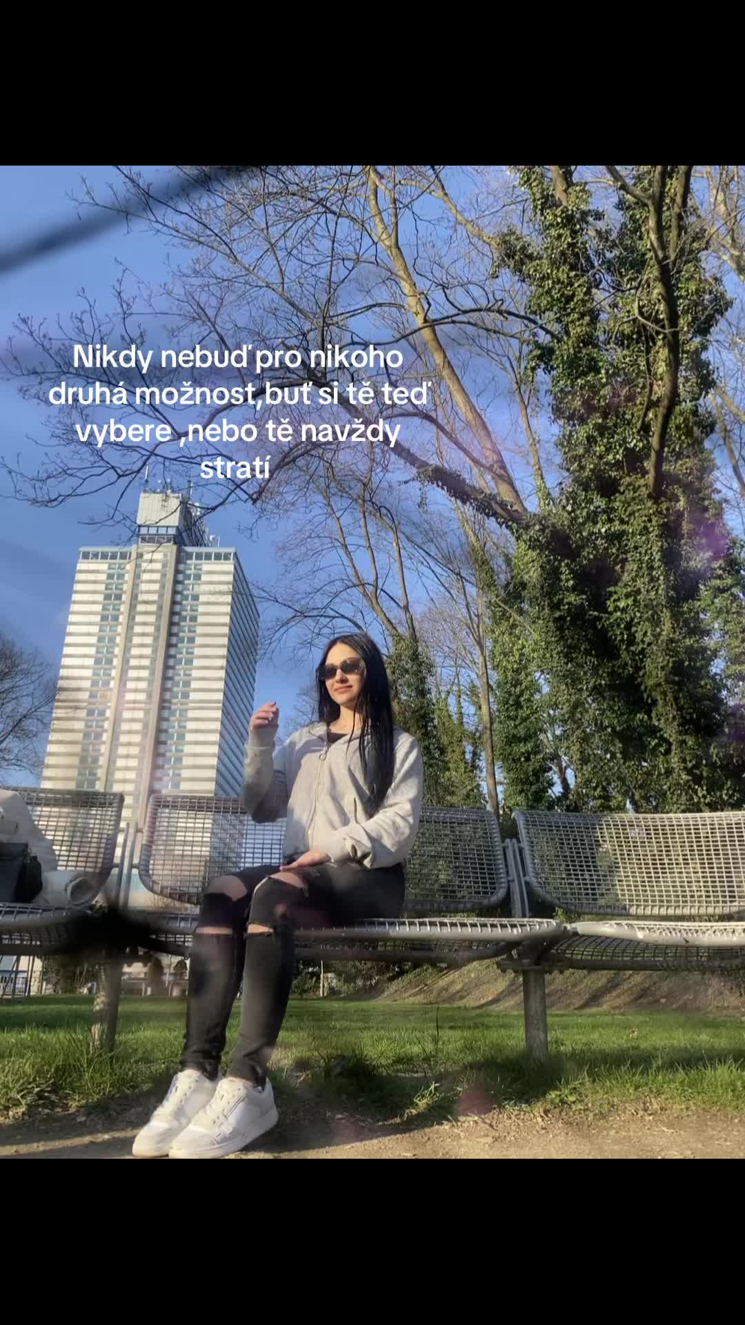 @angelina_dang