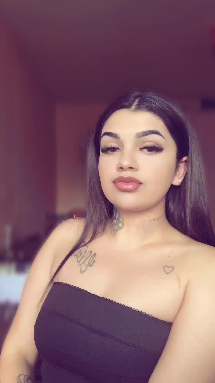 @👸🏻🖤Alessya Amira👸🏻🖤