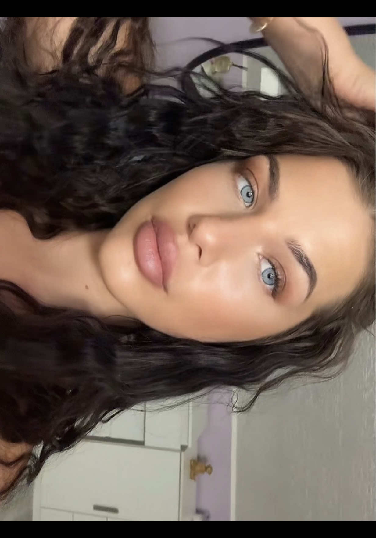 @AntoniaVov