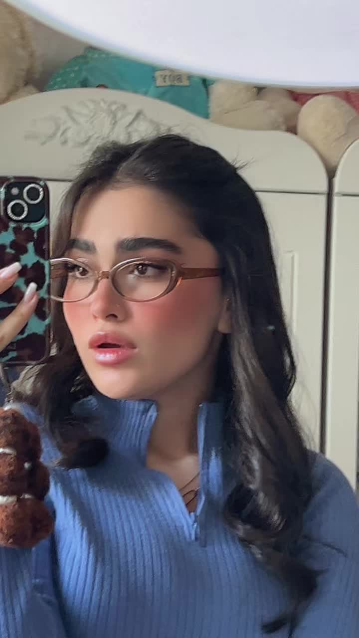 @smakamrn