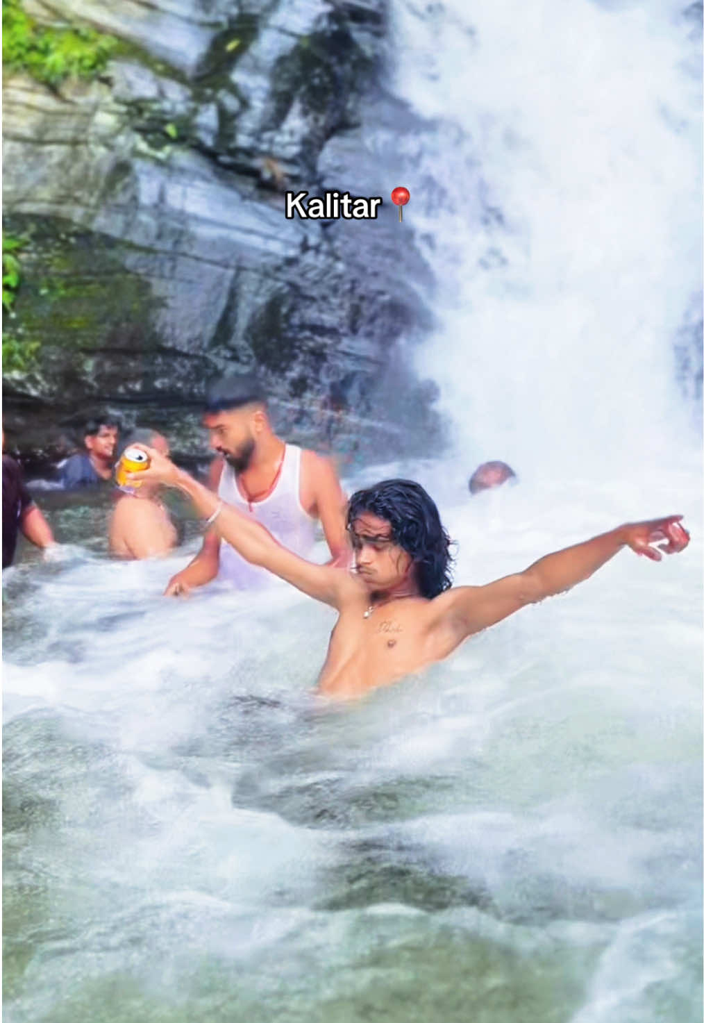 @🫶🤍AKASH🖤