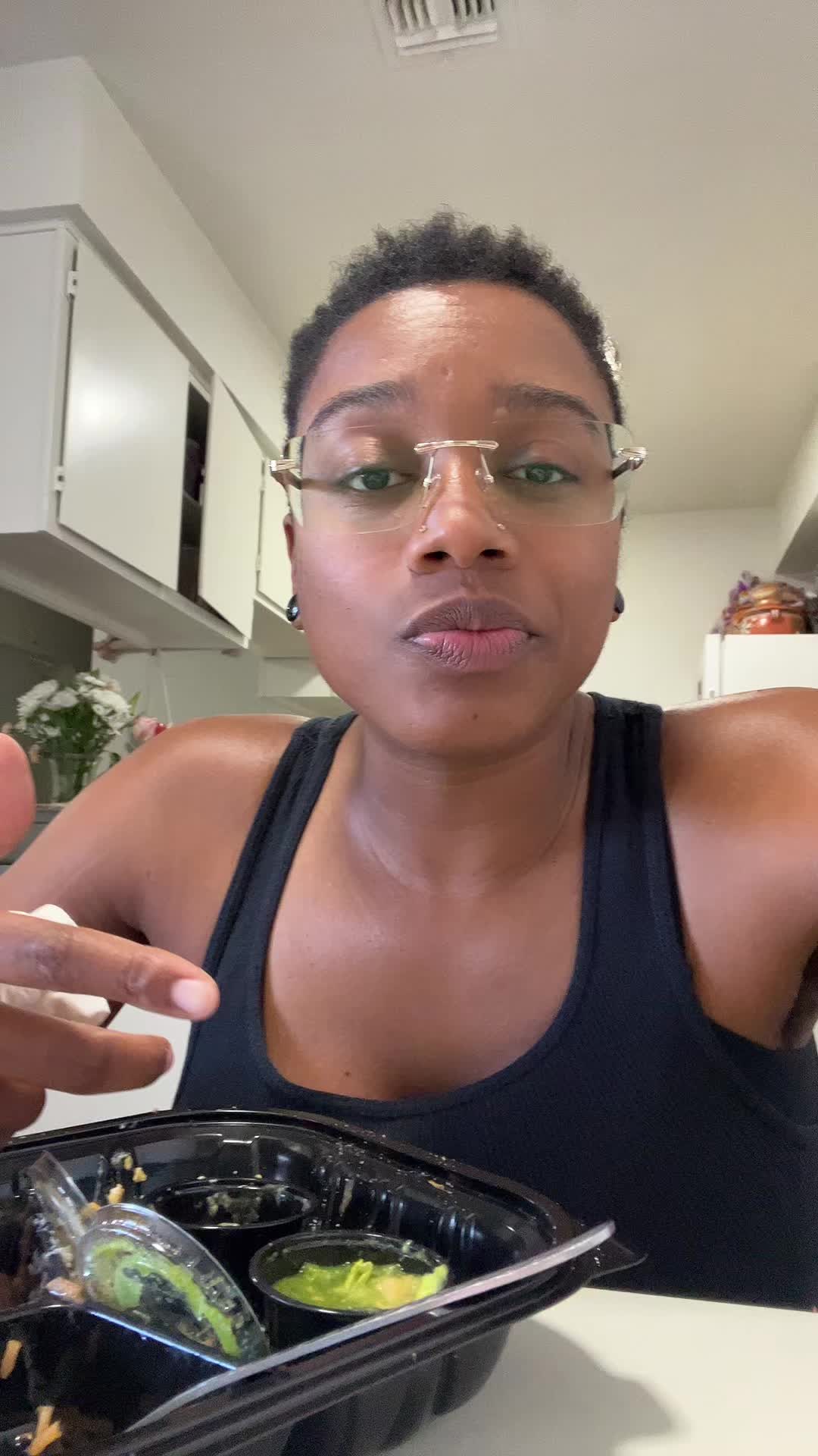 @Empress_Divinitea