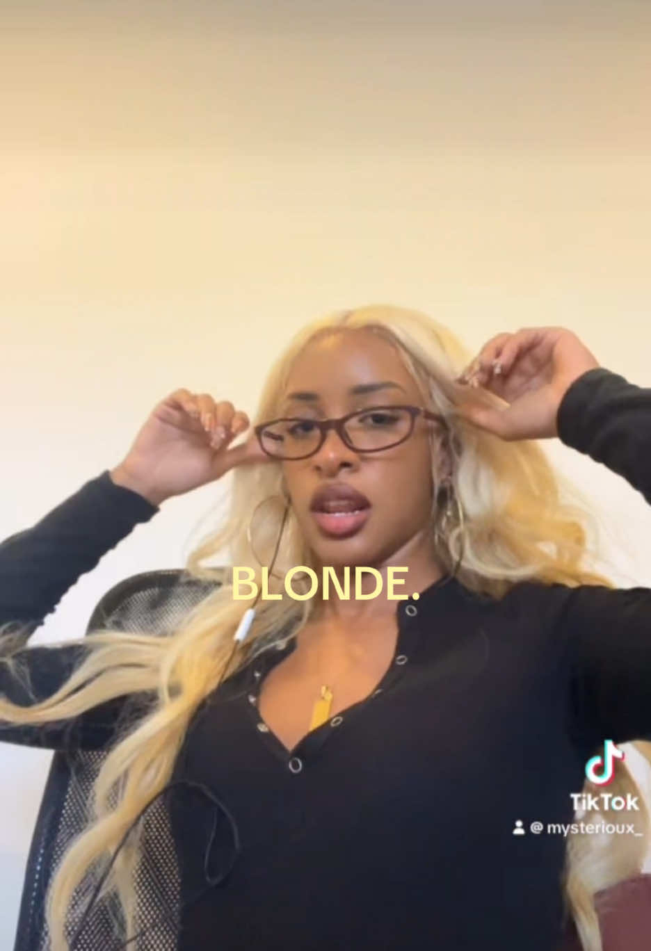 @Mysterioux