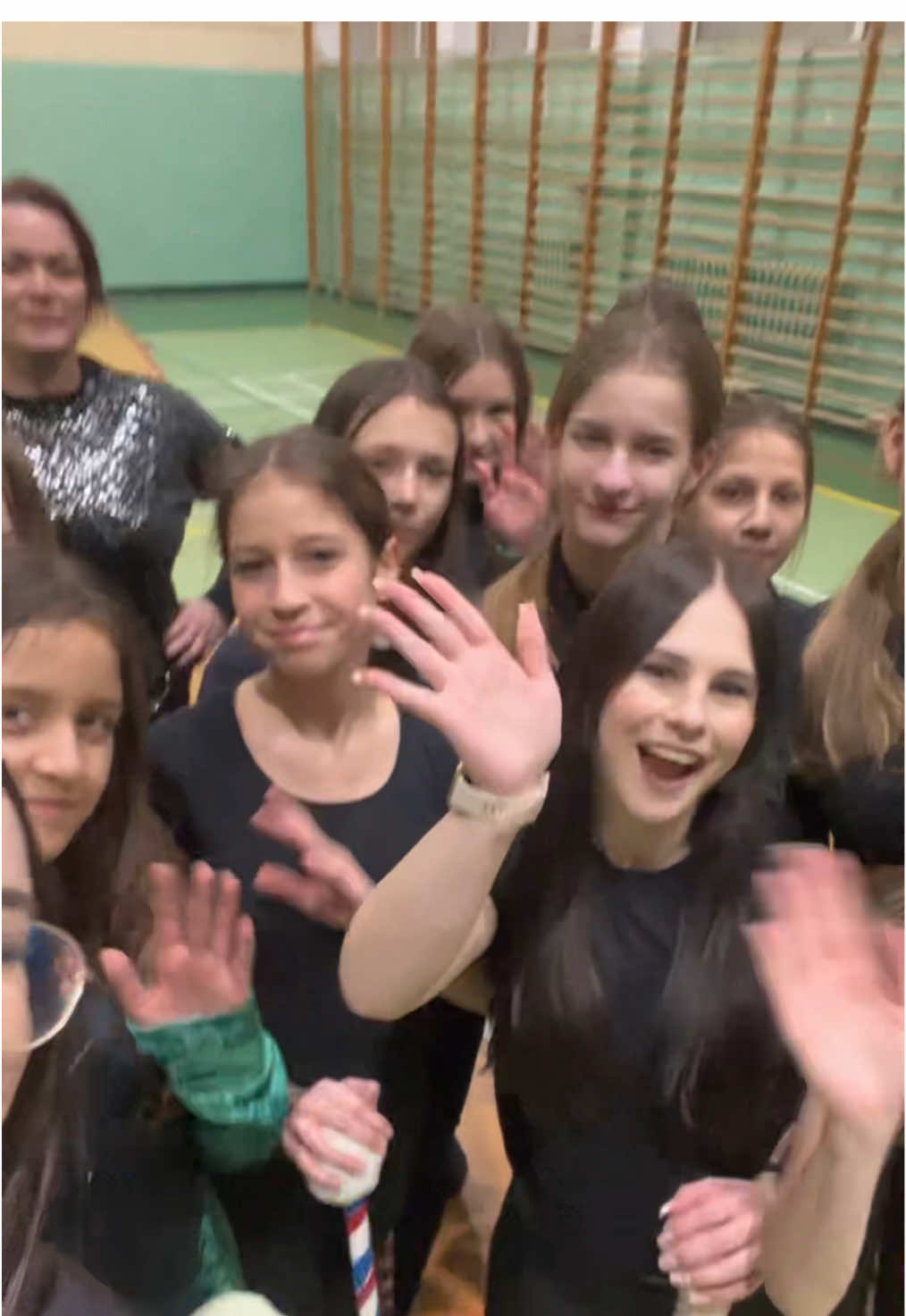 @mażoretki