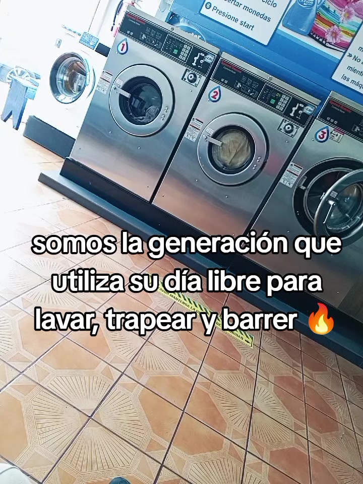 @Monse🦋