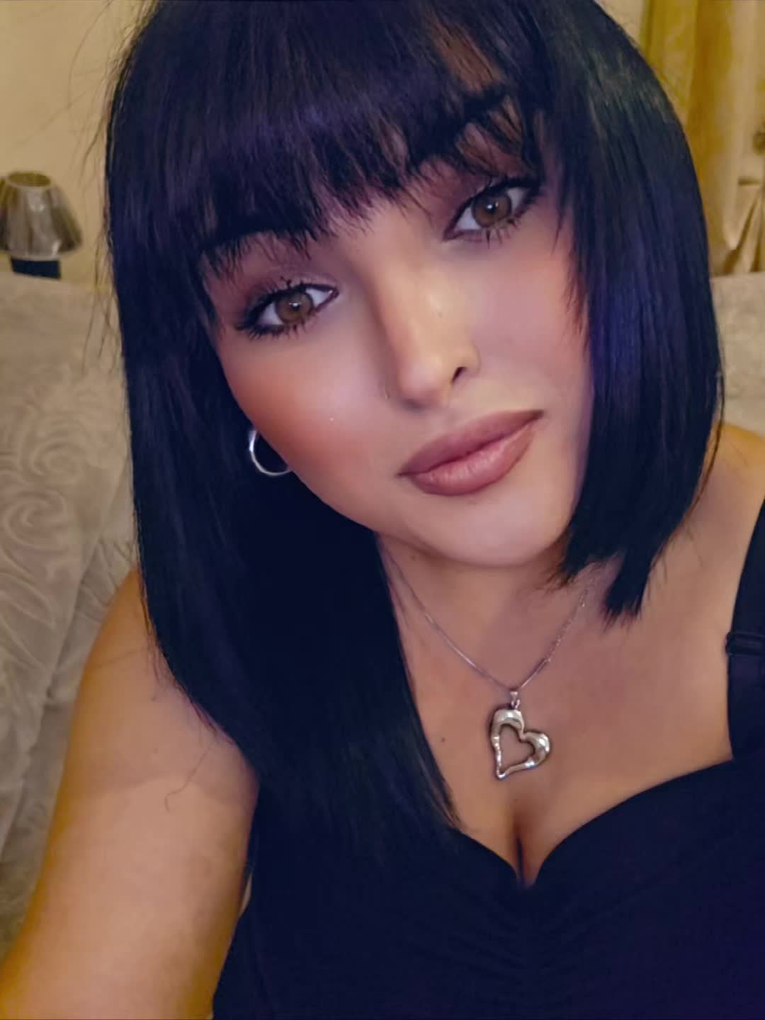 @sabrina
