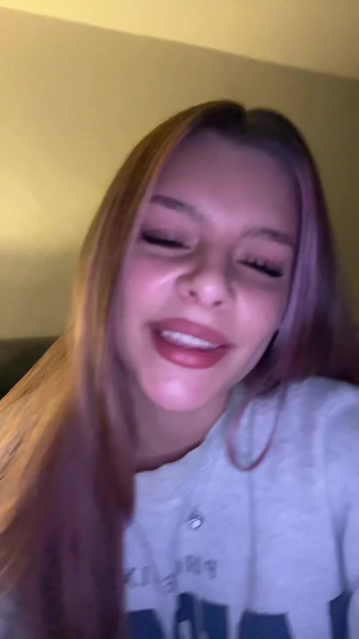 @Melinaaods