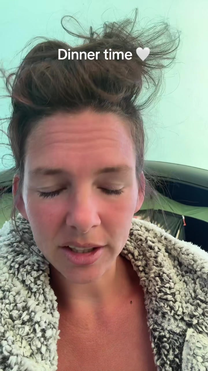 @MrsB..|mummyof6🤍|