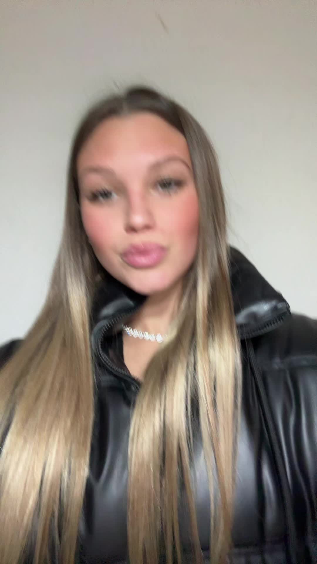@𝐒𝐚𝐫𝐚𝐡👸🏼