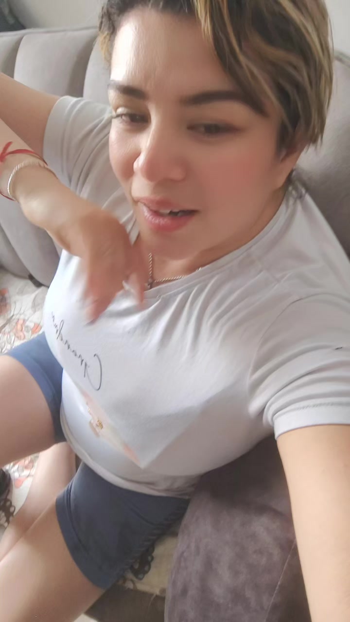 @Angela