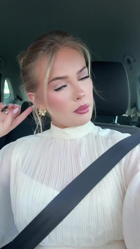 @👑
