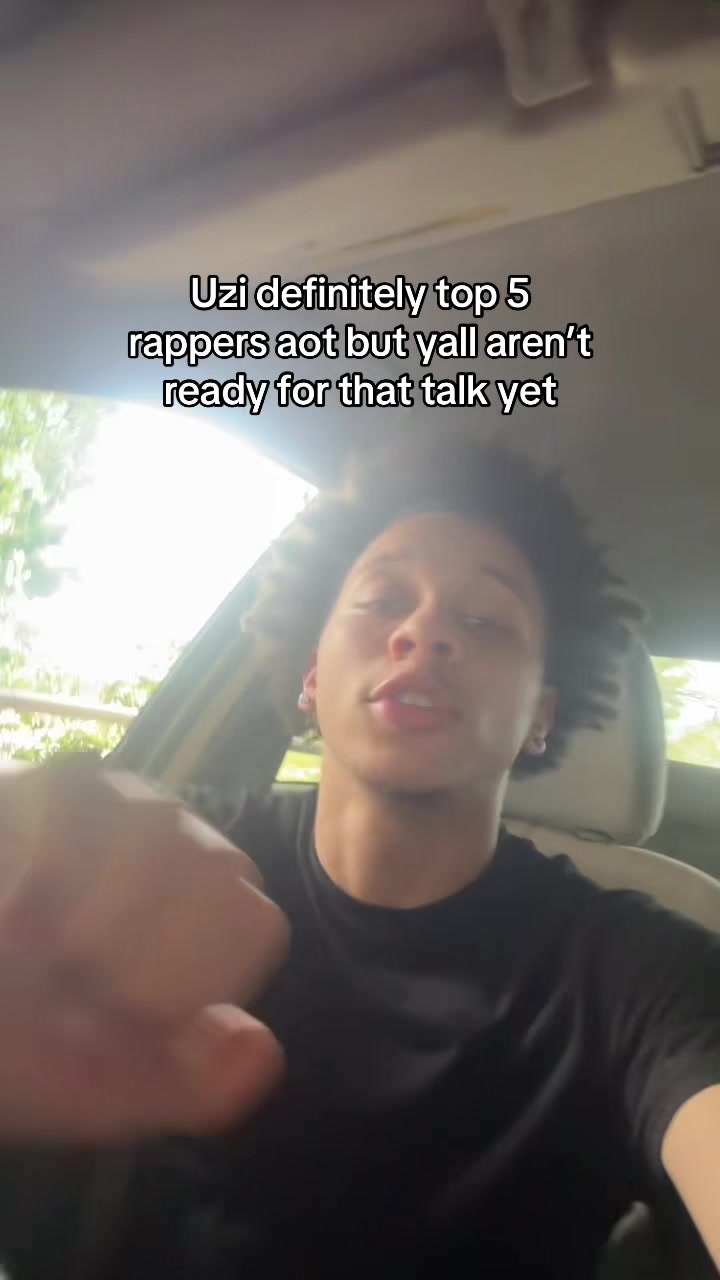 @🎲