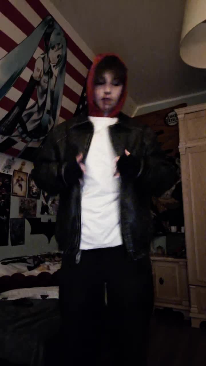 @yuji itadori/Jason Todd (real)