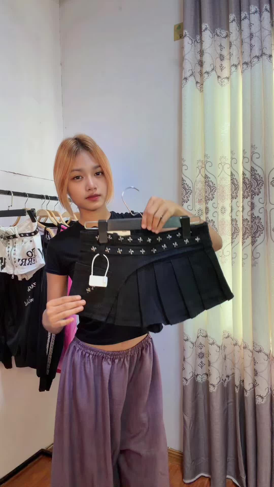 @Moodie Closet