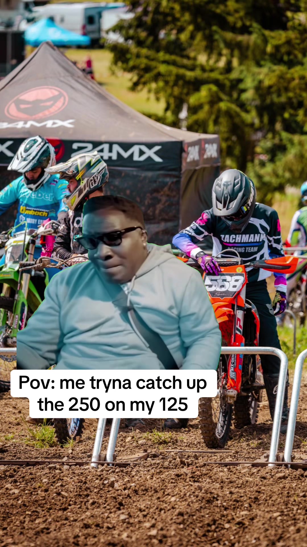@568