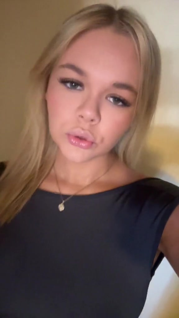 @chlosprivate9x