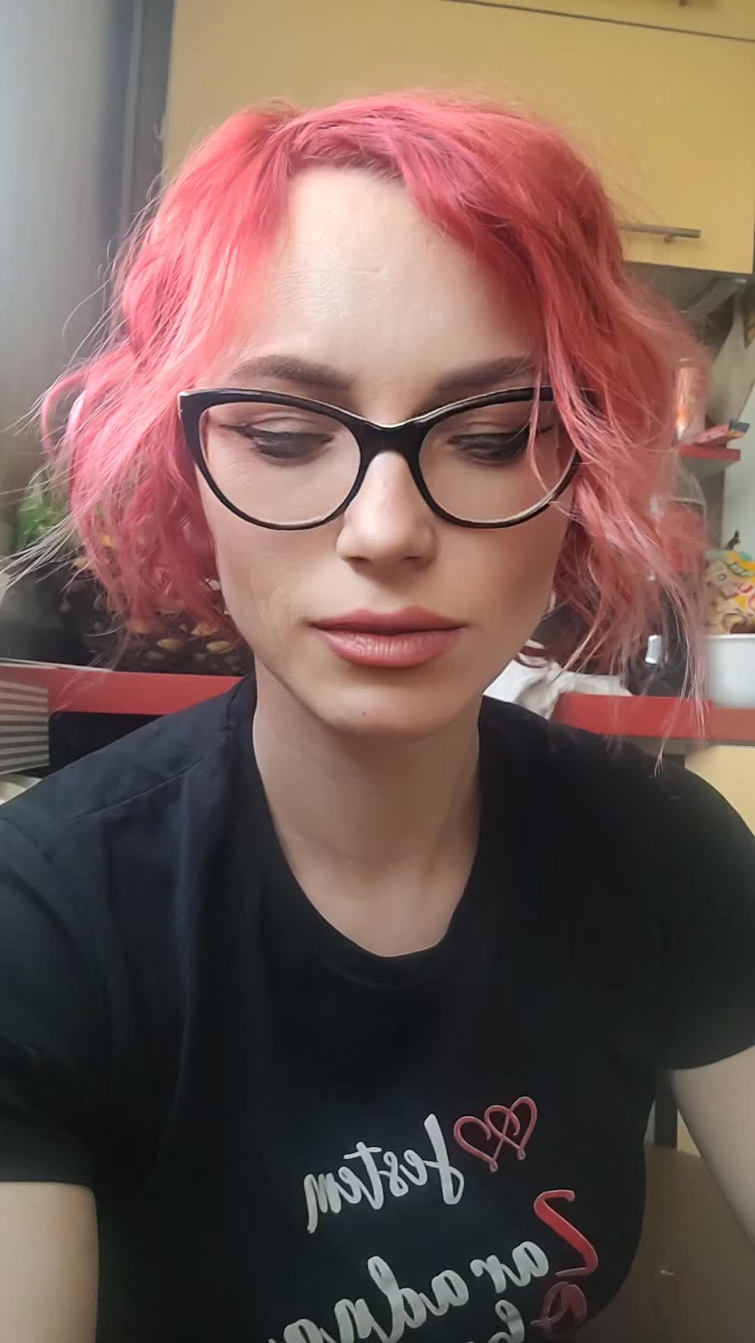 @Asia_Red