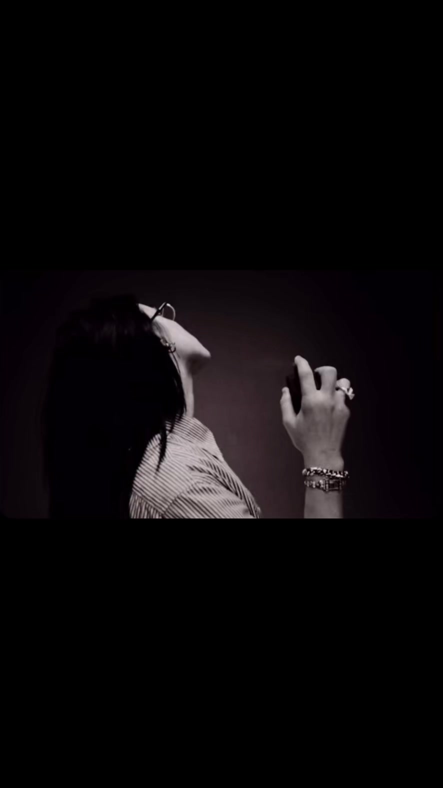 @฿&dagger;