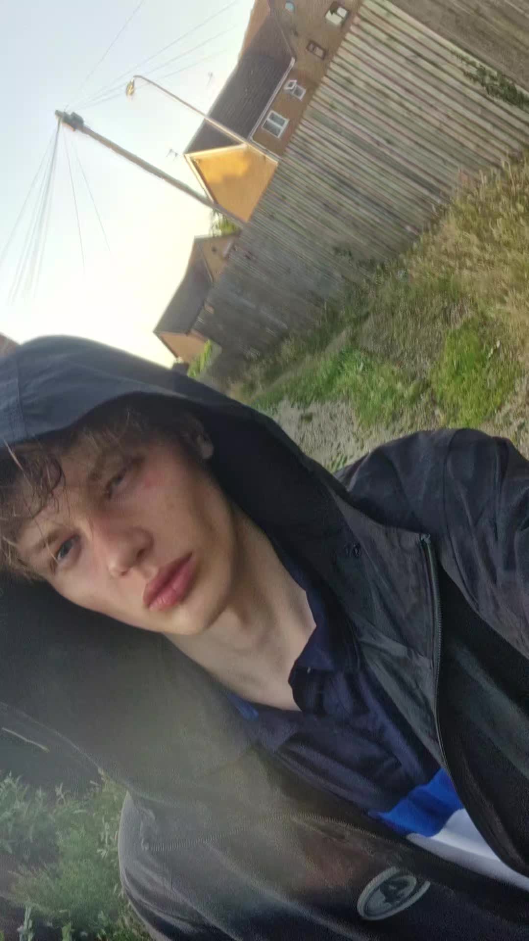 @ghostez32