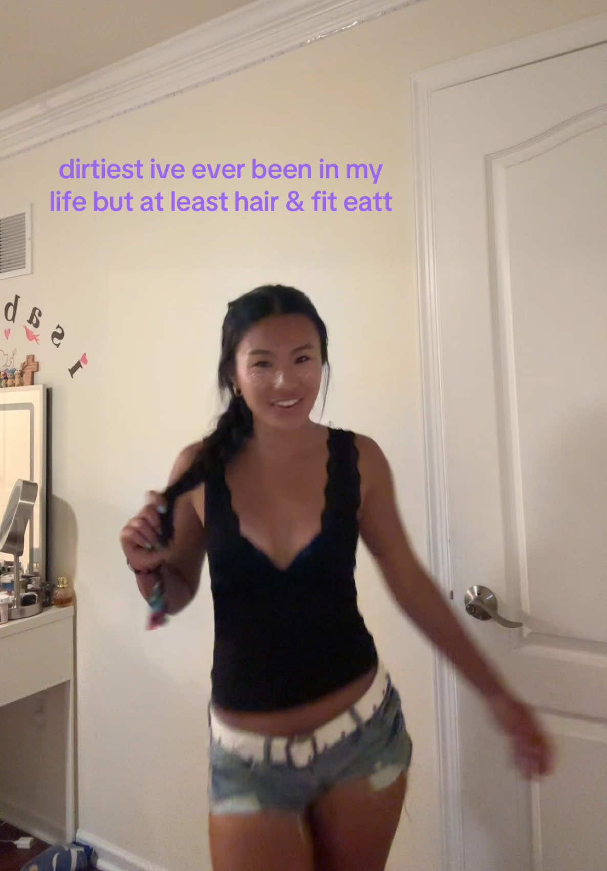 @bella