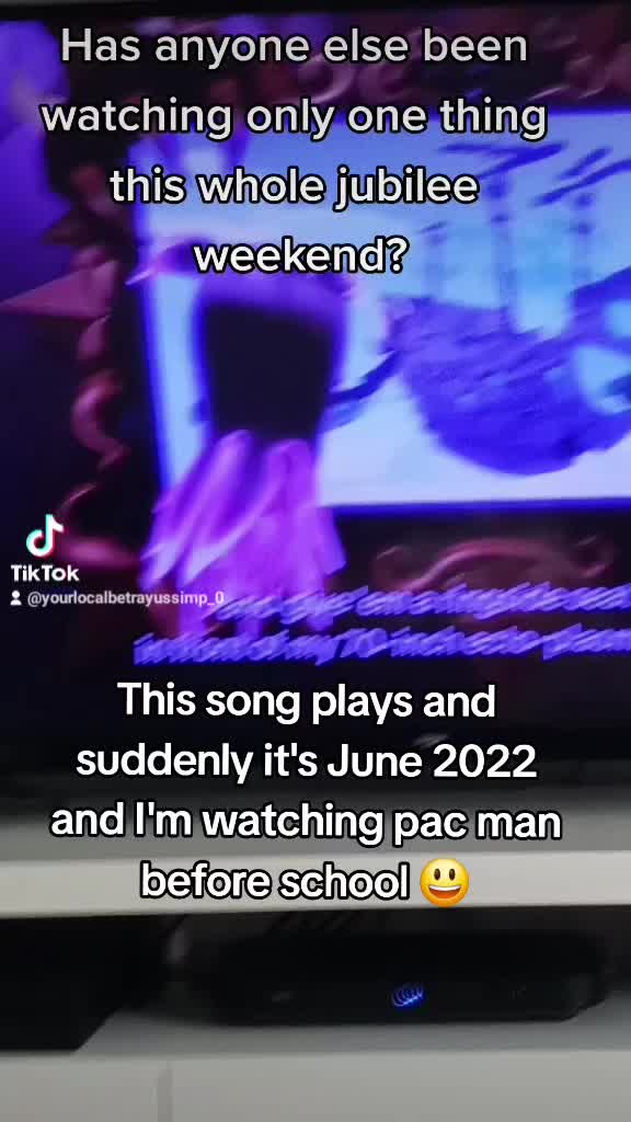 @Macey ✨⛓️