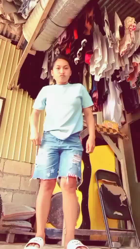 @Lorenregirvillasabatinveras