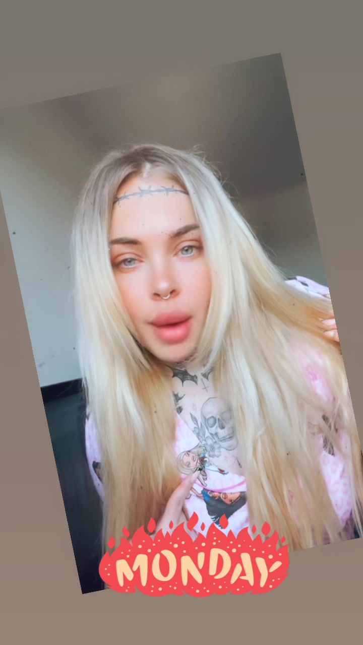 @☘️🧱Lauren Alayah ☘️🧱