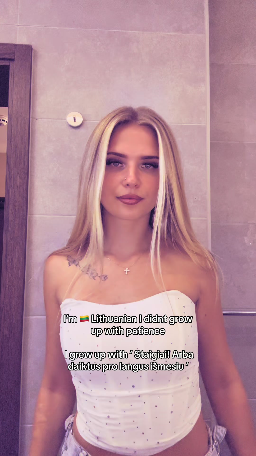 @lukrecija