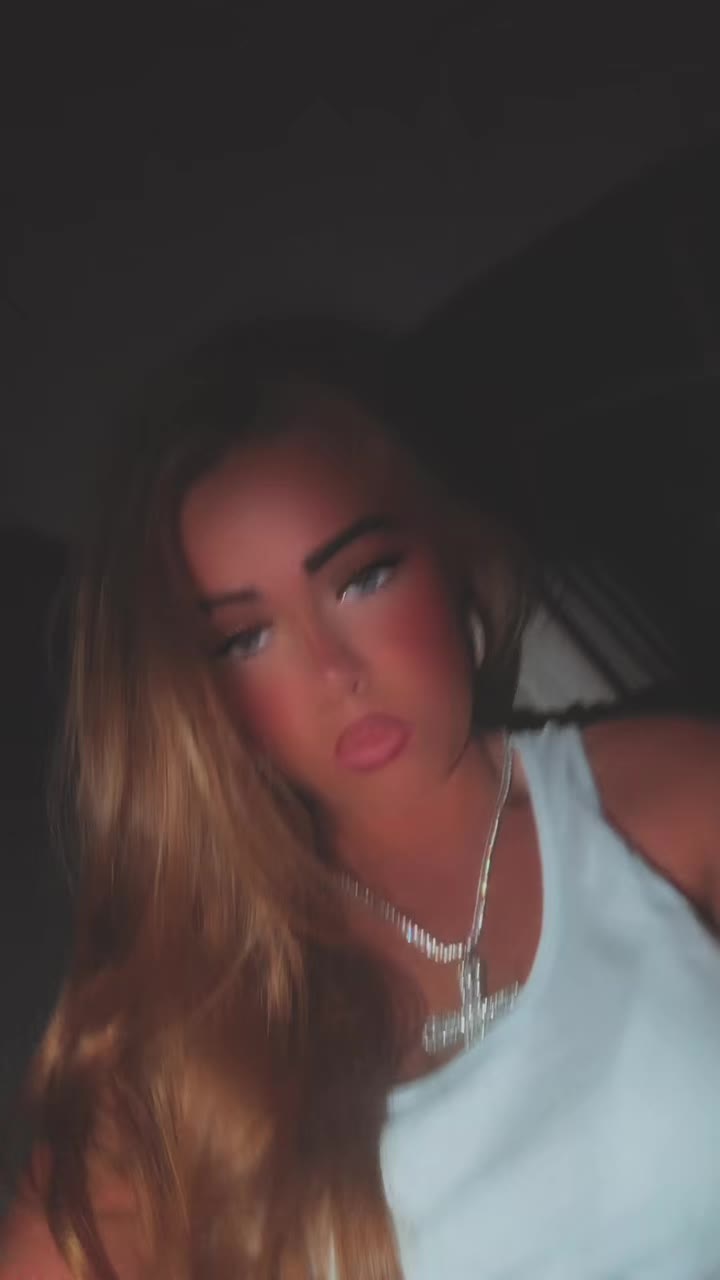 @ℬ𝓁𝒶𝒸𝓀𝒶𝓃𝓃𝓈𝒷𝒾𝒹𝒹𝓎😚