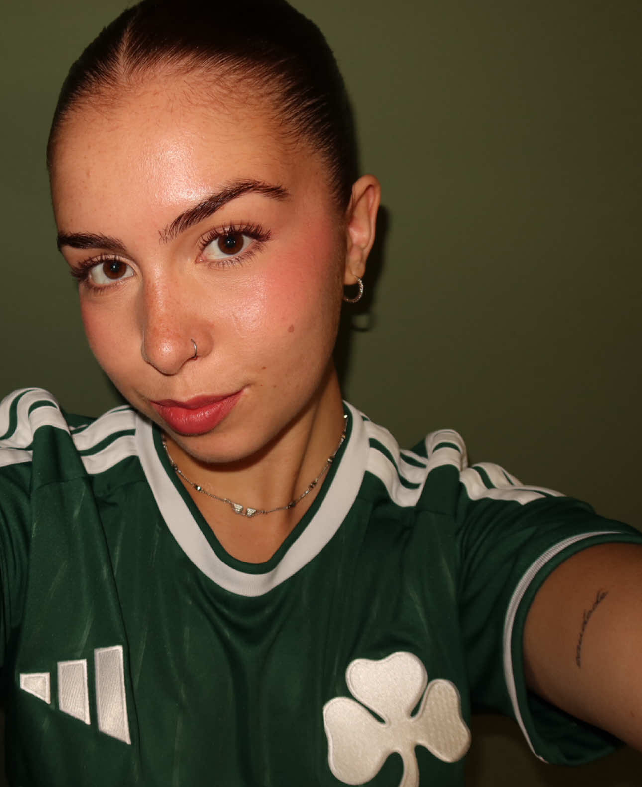 @Nicole💚