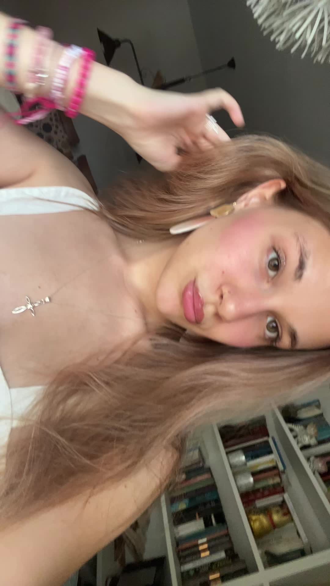 @flavia g