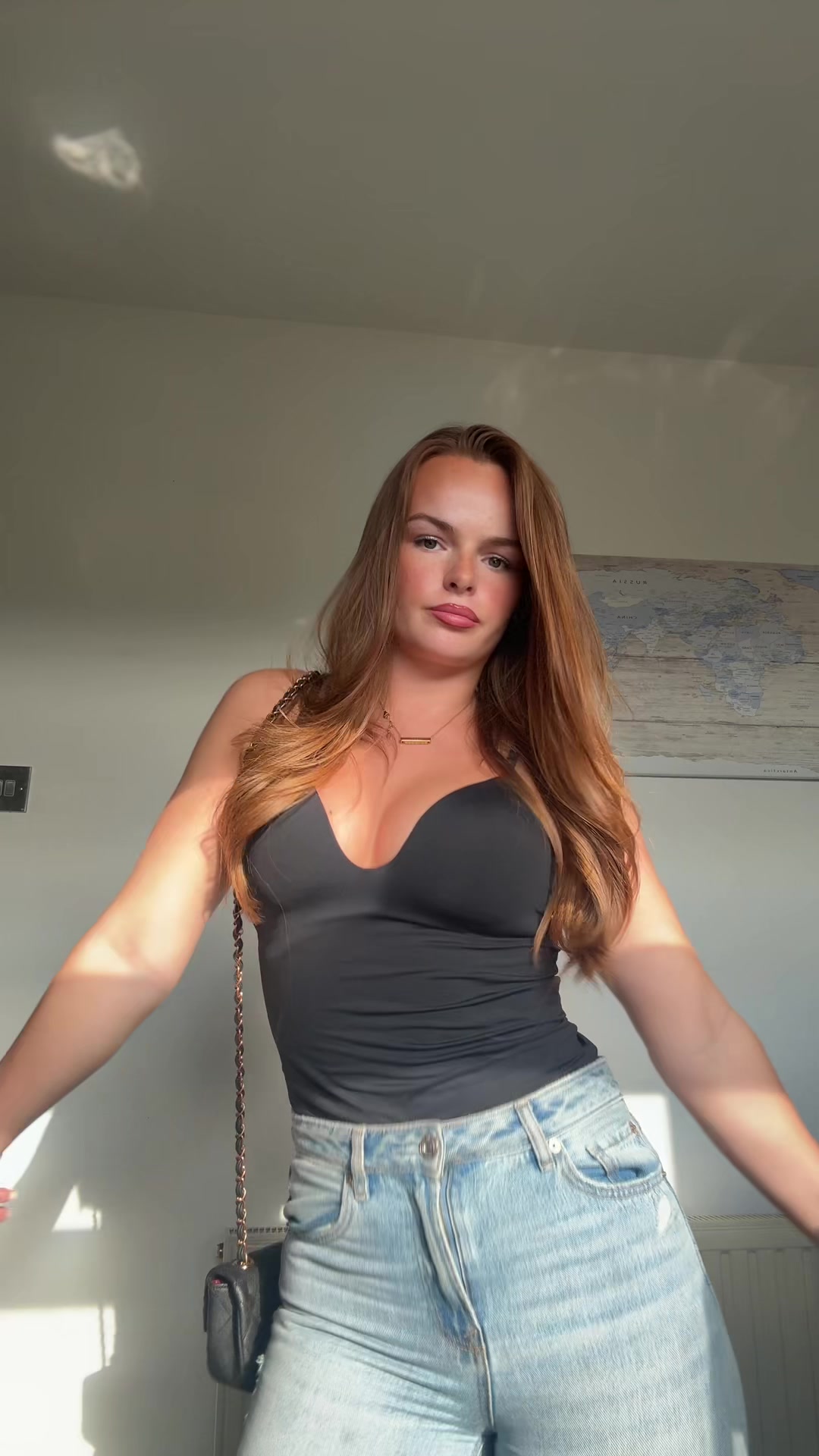 @𝒊𝒔𝒂𝒃𝒆𝒍 🐚☁️🍸🤍