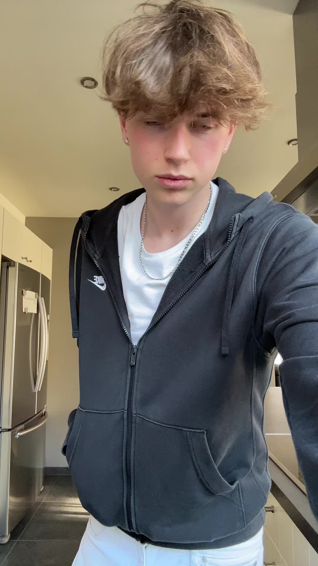 @thomasthn