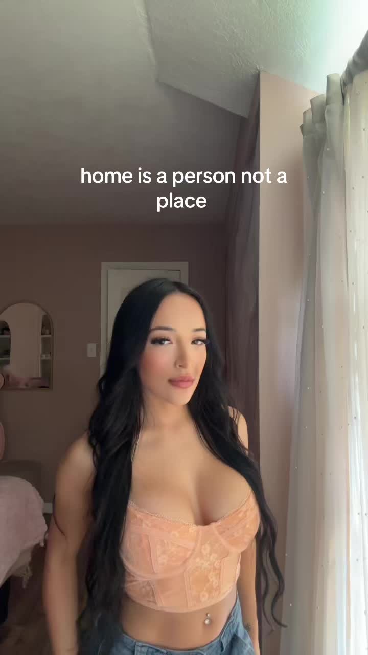 @itskasshoney