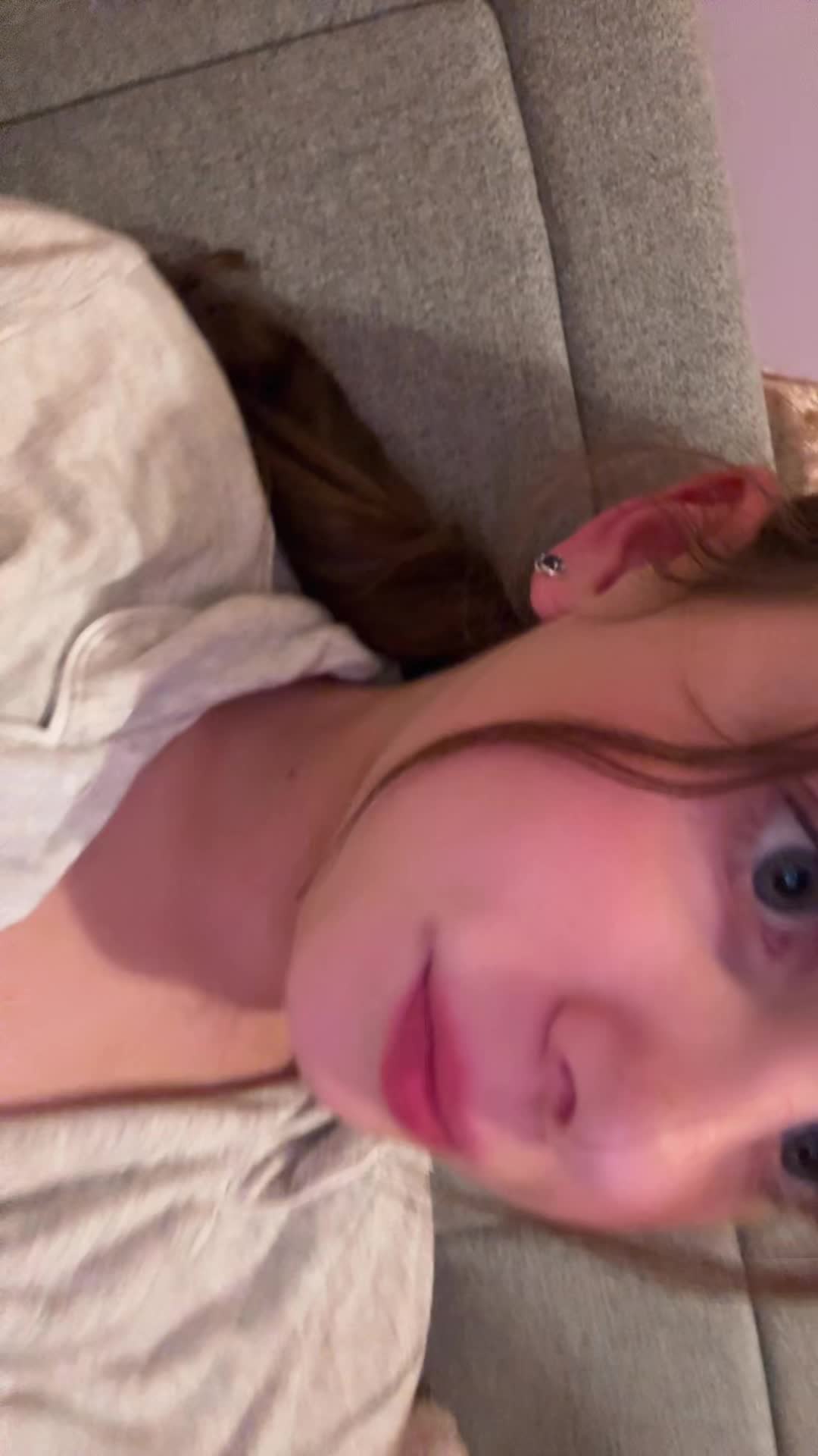 @amelia12