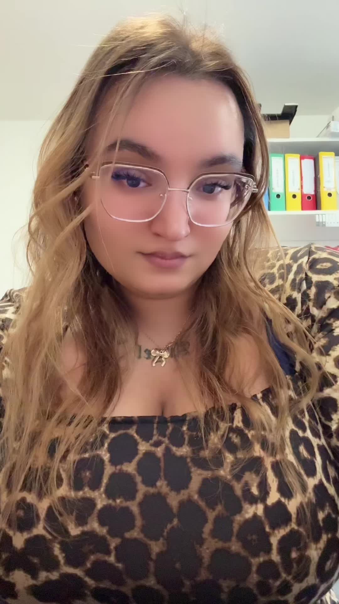 @𝔼𝕤𝕥𝕖𝕣🦋