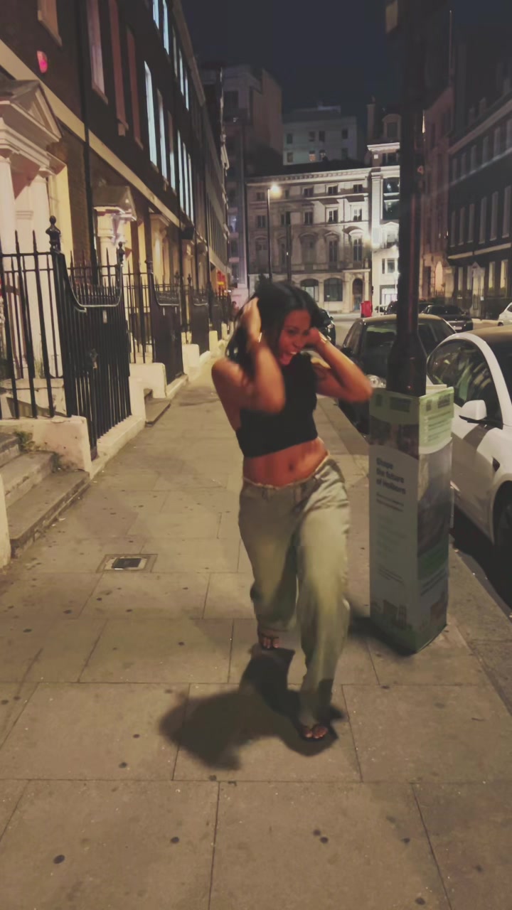 @Myaa_Dasilva