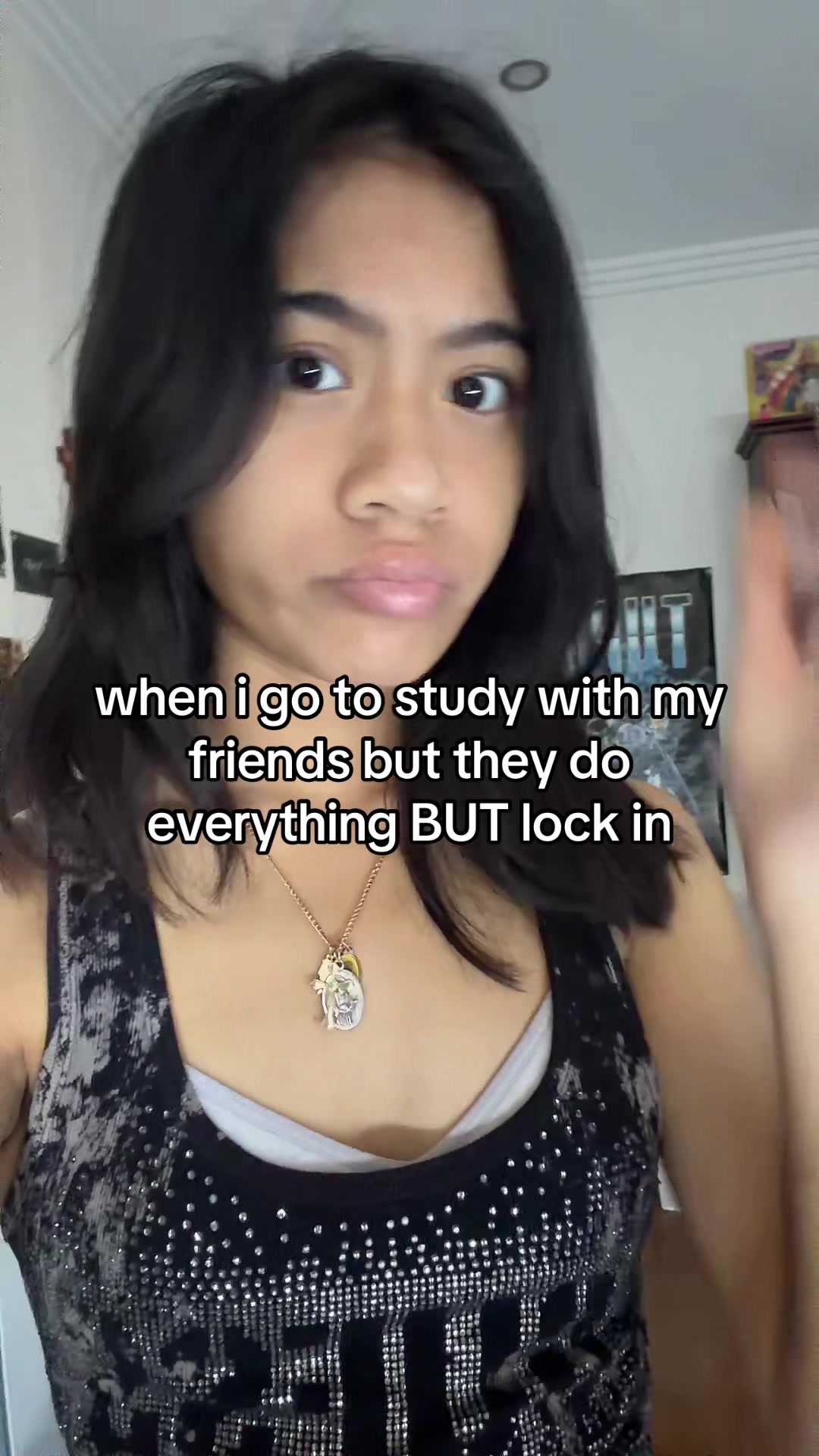 @𝒞