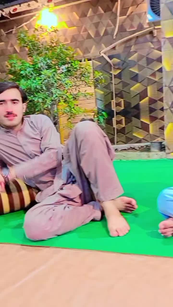 @👑 GaNdAPuR 👑